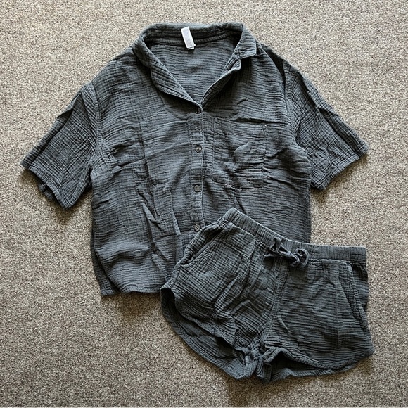 Dark Grey 2 Piece Sleep Set Short Sleeve Top + Drawstring Shorts Size XS Pajamas - Picture 1 of 12